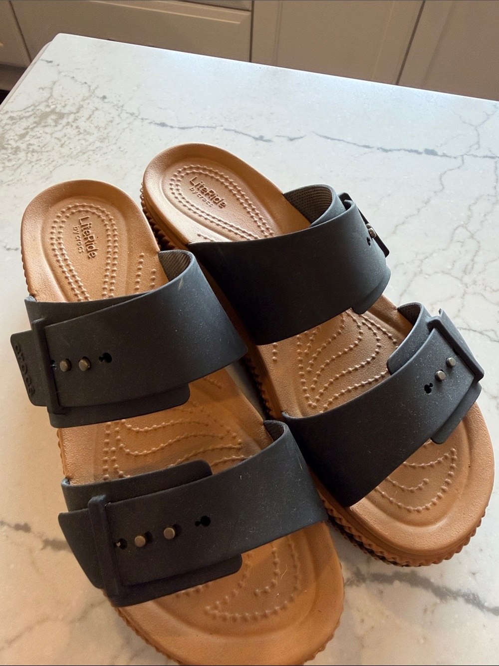 CROCS Women’s Dual-Strap Platform Slides in Black and Tan - Picture 2 of 6
